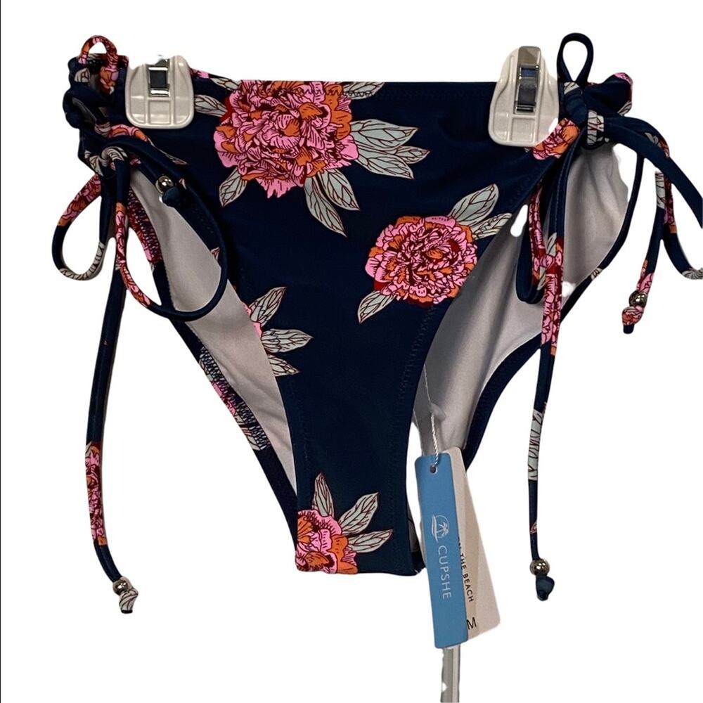Cupshe Triangle String Bikini Bottoms tie Pink black Floral cottagecore Medium